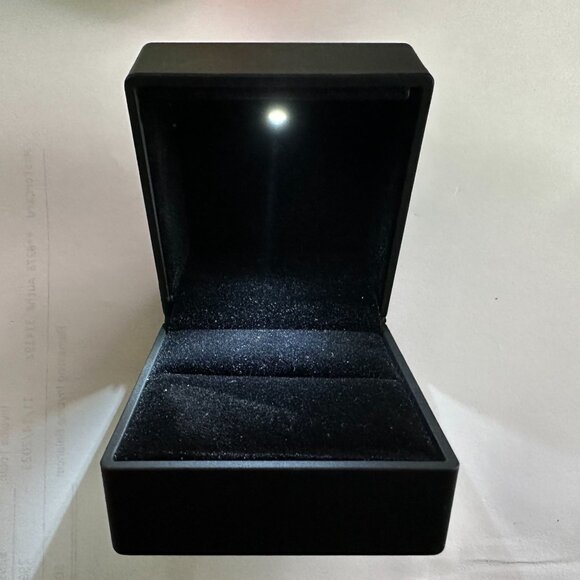 Black Ring Box with LED Light - Black Velvet interior - LED Light to showcase - Picture 5 of 6